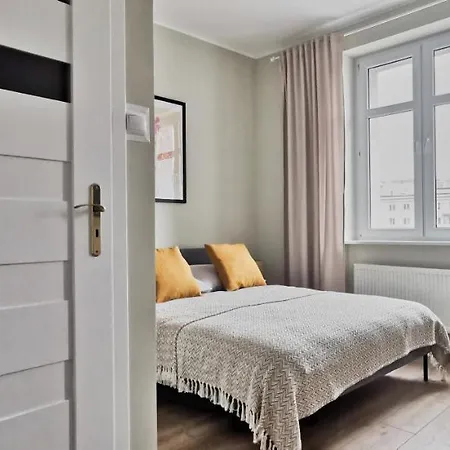 Apartamento Swietojanska Centrum *